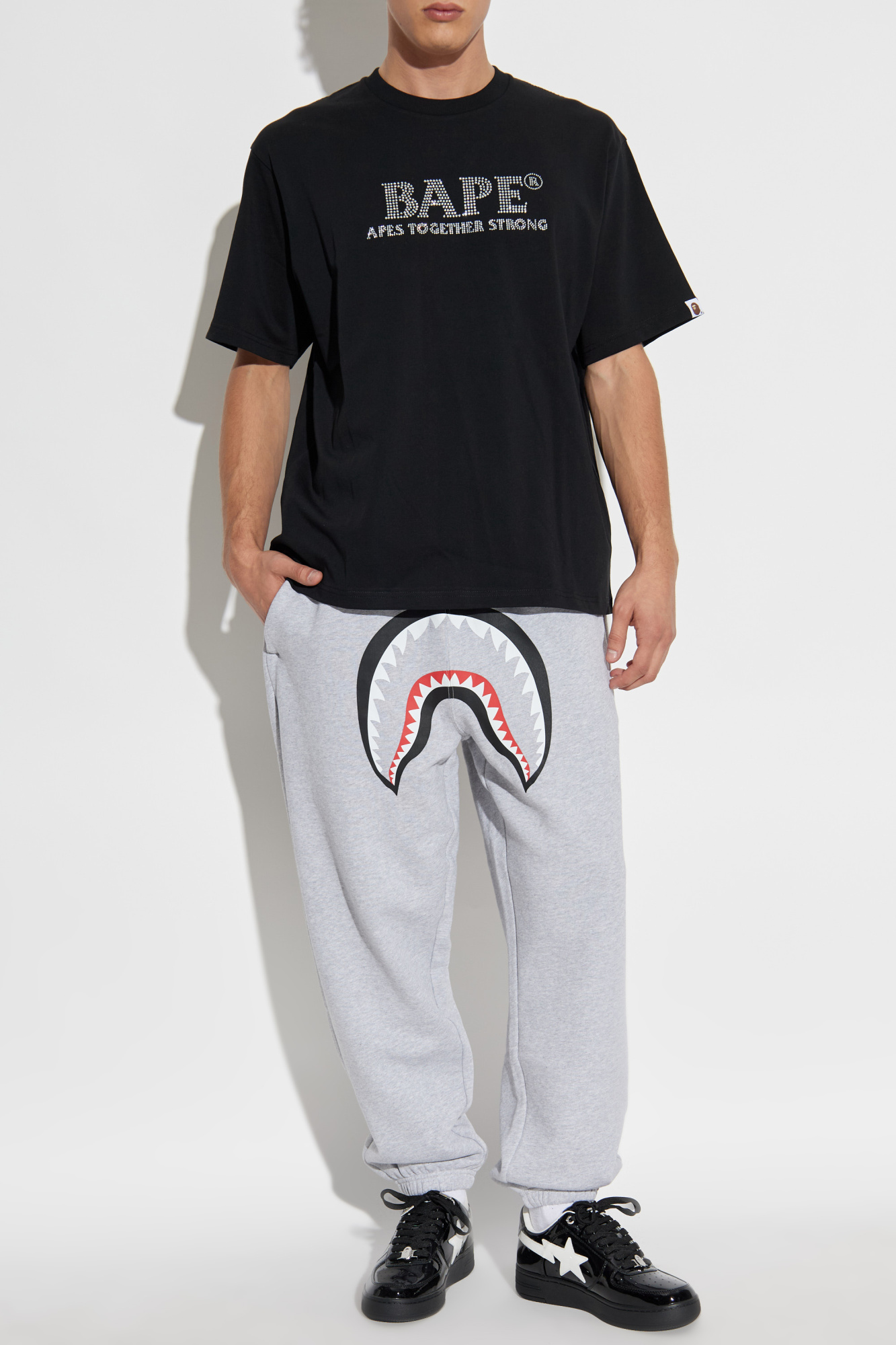 A BATHING APE® Pants with print | Men's | Vitkac